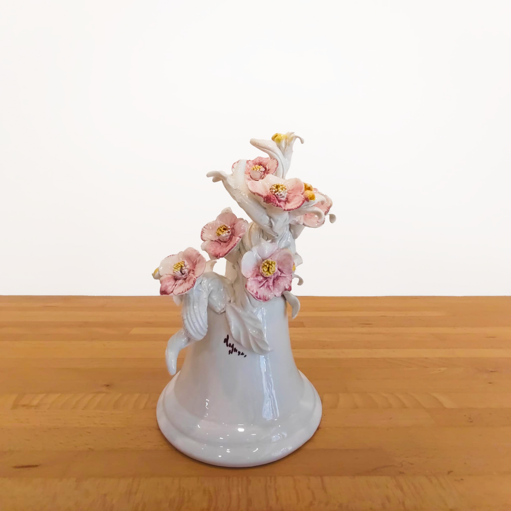 Campana decorativa in ceramica con fiori