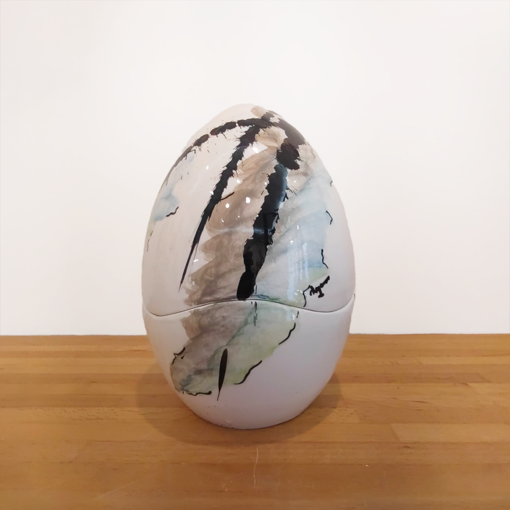 Uovo di Pasqua in ceramica porta cioccolatini