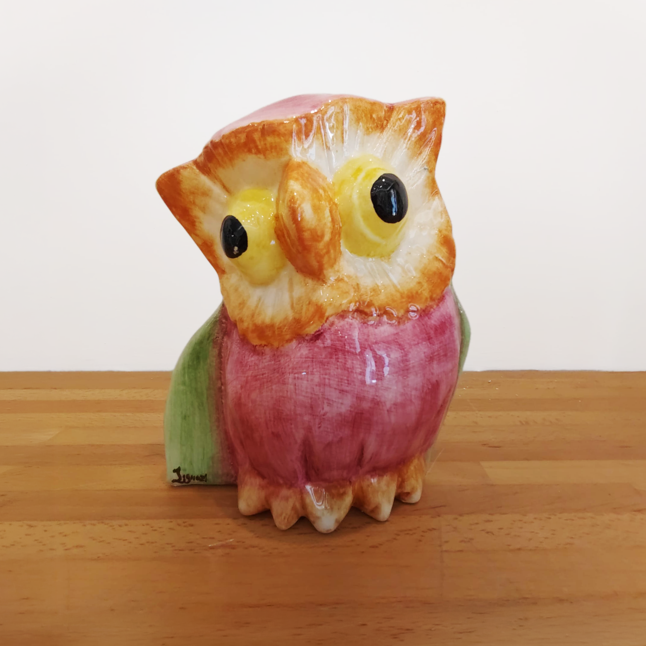 Gufo in ceramica artigianale dipinto a mano