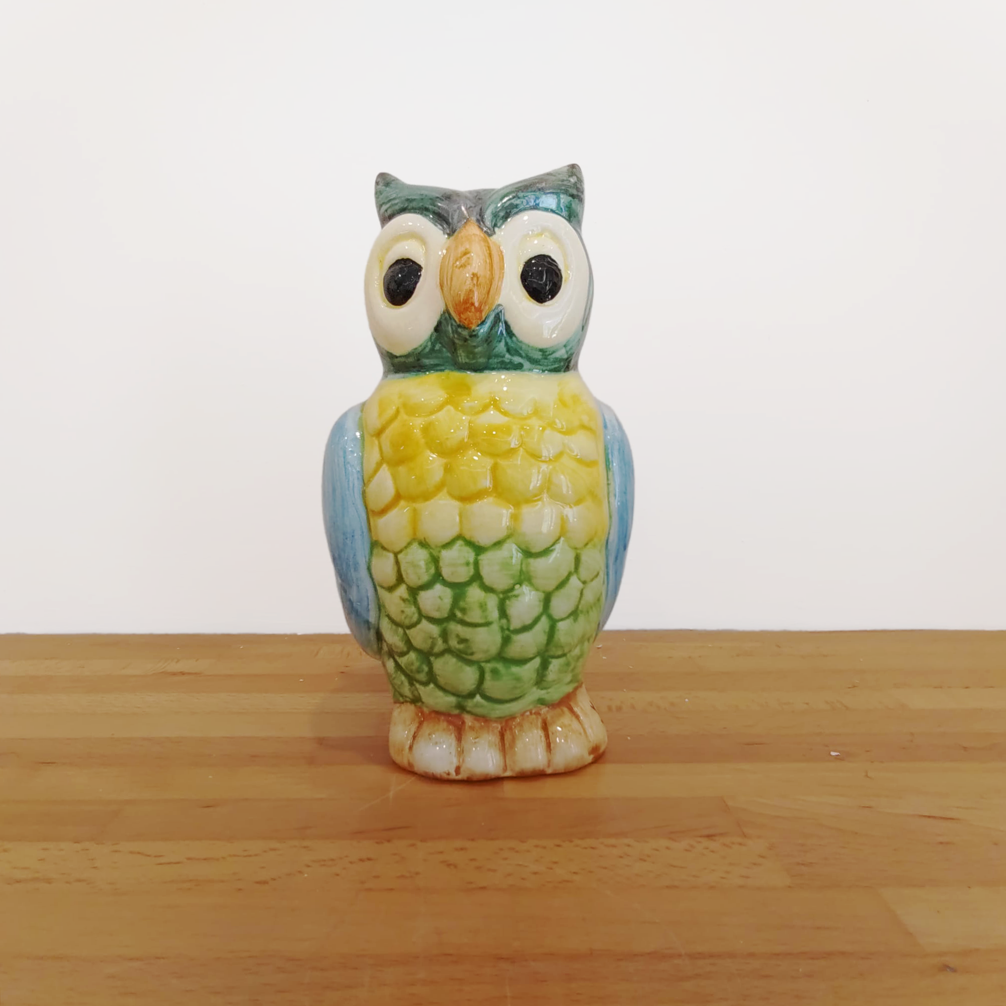 Gufo in ceramica artigianale dipinti a mano